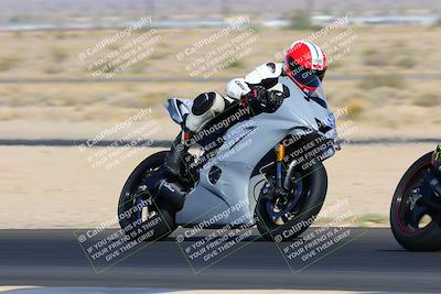 media/Jun-06-2021-TrackXperience (Sun) [[3a8160f73f]]/Level 2/Turn 11 (820am)/